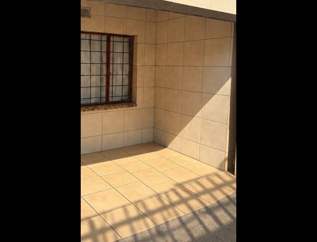 2 BEDROOM HOUSE FOR SALE IN NORTHDALE